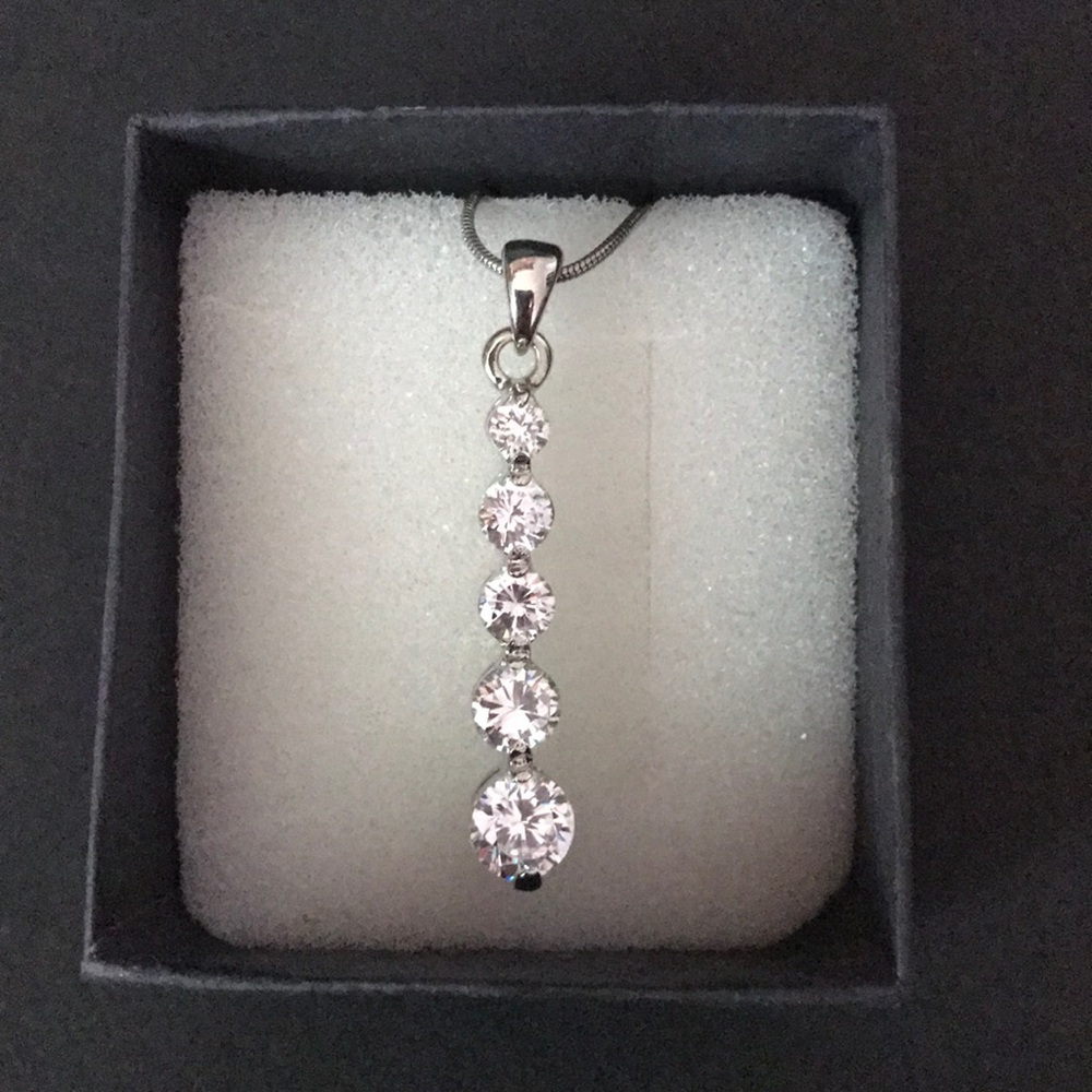 5 stone drop pendant necklace